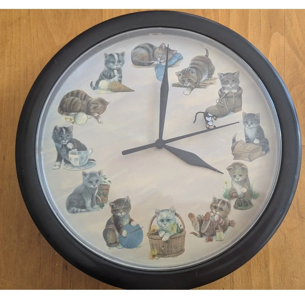 Vintage Style Kitten Wall Clock Black Round Analog Clock 10in